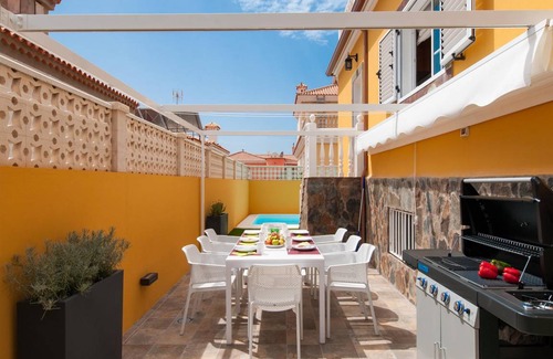 Sonnenland Villa | 180 m² Villa ∙ 4 bedrooms ∙ 8 guests