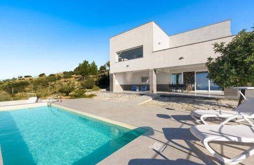 Siculiana Villa | 180 m² Villa ∙ 4 bedrooms ∙ 7 guests