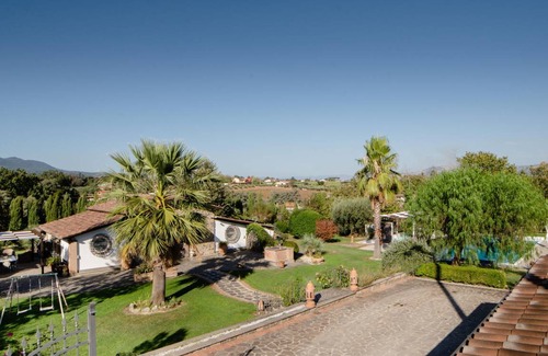 Velletri Villa | 180 m² Villa ∙ 4 bedrooms ∙ 10 guests