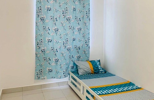 Pengerang House | 1800 m² House ∙ 3 bedrooms ∙ 15 guests