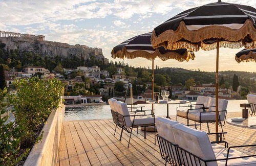 Plaka Hotel | 181 m² Hotel ∙ 4 bedrooms ∙ 10 guests