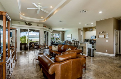 Cape Coral House | 181 m² House ∙ 3 bedrooms ∙ 8 guests