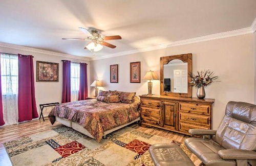 East Earl House | 182 m² House ∙ 4 bedrooms ∙ 8 guests