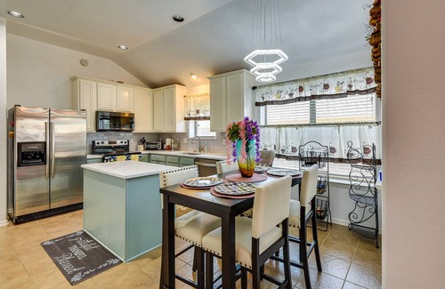 South Arlington House | 182 m² House ∙ 3 bedrooms ∙ 8 guests