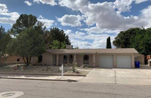 Las Cruces House | 183 m² House ∙ 3 bedrooms ∙ 8 guests