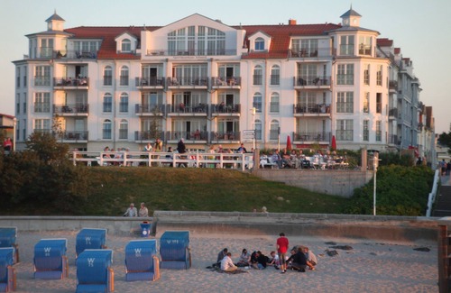 Kuhlungsborn Ost Apartment | (184/1) 3- room apartment -direct lake view - apartment house Atlantik