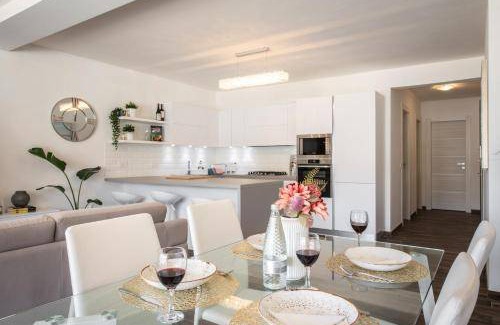 Marsalforn Apartment | 185 m² Apartment ∙ 2 bedrooms ∙ 4 guests
