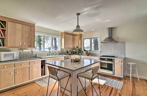 Deltaville Cottage | 185 m² Cottage ∙ 3 bedrooms ∙ 8 guests