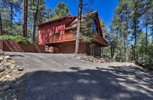 Oak Knoll Village House | 185 m² House ∙ 2 bedrooms ∙ 6 guests