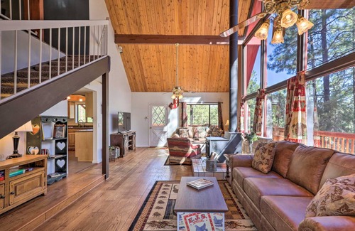 Oak Knoll Village House | 185 m² House ∙ 2 bedrooms ∙ 6 guests