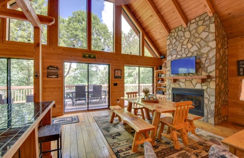 Six Mile House | 185 m² House ∙ 3 bedrooms ∙ 10 guests