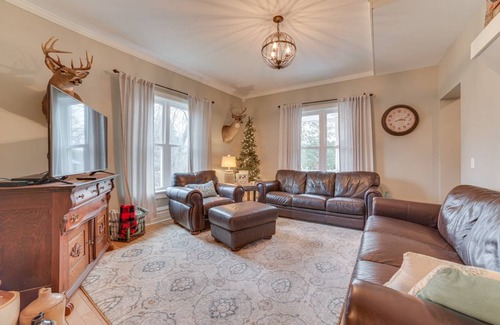East Jordan House | 185 m² House ∙ 4 bedrooms ∙ 8 guests