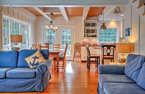 Sandy Point House | 185 m² House ∙ 4 bedrooms ∙ 9 guests