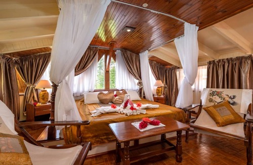 Glacis House | 185 m² House ∙ 5 bedrooms ∙ 13 guests