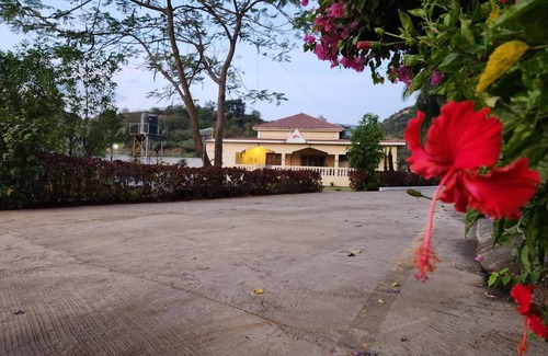 Neral Resort | 185 m² Resort ∙ 4 bedrooms ∙ 14 guests