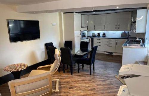 Epping Apartment | 186 m² Apartment ∙ 4 bedrooms ∙ 7 guests
