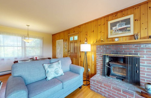 Castine Cottage | 186 m² Cabin ∙ 3 bedrooms ∙ 7 guests