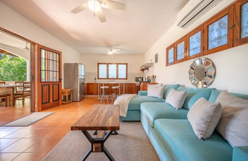 Junquillal House | 186 m² House ∙ 4 bedrooms ∙ 8 guests