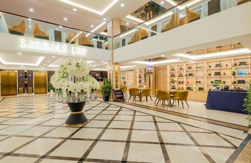 Da Lat Hotel | 186 m² Hotel ∙ 3 bedrooms ∙ 127 guests