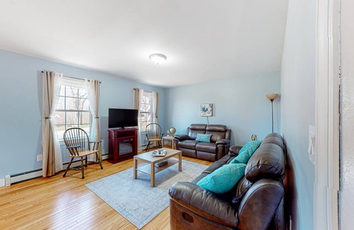 Castine House | 186 m² House ∙ 2 bedrooms ∙ 4 guests