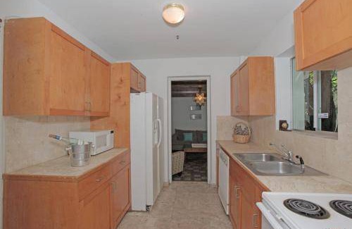West Avenue House | 186 m² House ∙ 3 bedrooms ∙ 16 guests