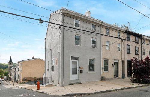 Manayunk House | 186 m² House ∙ 4 bedrooms ∙ 8 guests