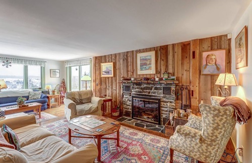 Mount Holly House | 186 m² House ∙ 4 bedrooms ∙ 8 guests