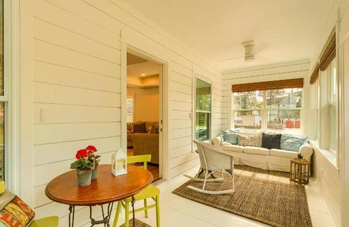 Ottawa Beach House | 186 m² House ∙ 4 bedrooms ∙ 12 guests