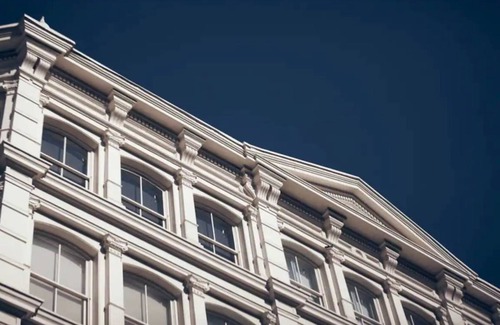 SoHo House | 186 m² Loft ∙ 2 bedrooms ∙ 5 guests