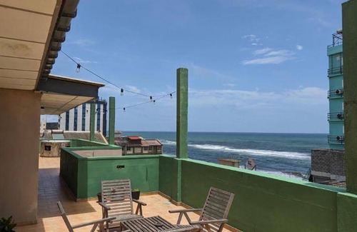 Bambalapitiya Apartment | 186 m² Serviced apartment ∙ 3 bedrooms ∙ 127 guests