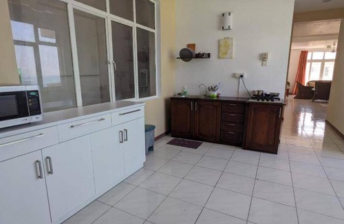 Bambalapitiya Apartment | 186 m² Serviced apartment ∙ 3 bedrooms ∙ 127 guests