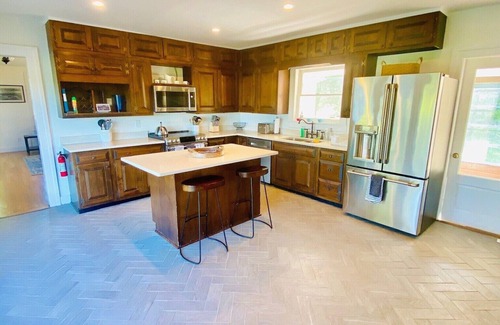 Trumansburg House | 1860’s Restored Farmhouse with BEST views of Cayuga.