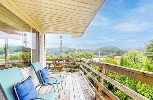 Reedsport House | 187 m² House ∙ 3 bedrooms ∙ 6 guests