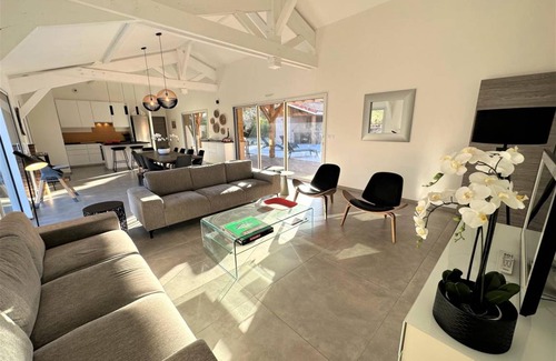 Vielle-Saint-Girons House | 188 m² Gîte ∙ 4 bedrooms ∙ 8 guests
