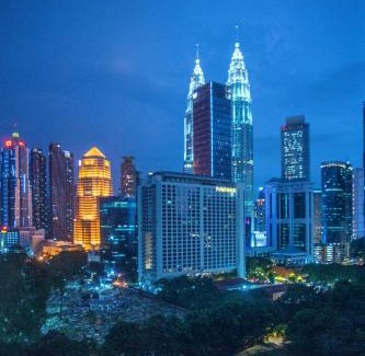 Kuala Lumpur City Centre Apartment | 188 Suites KLCC by CoBNB