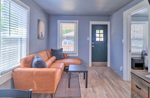 Lincolnville House | 1880s 'The Edison House' - Walk to Dtwn Fun!