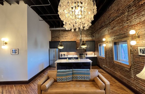 Downtown Nashville Condo | 1882 Lofts - 402-Downtown 2nd & Church