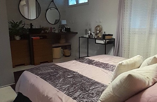 Igny House | 188m2 family home in Igny with large garden and double terrace