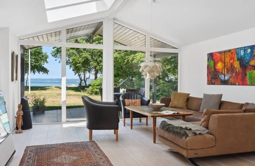 Fredericia House | 189 m² House ∙ 1 bedroom ∙ 4 guests