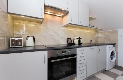 Stare Podgorze Apartment | 1898 Parkside Boutique Residence