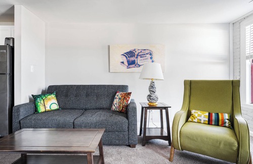 Mile Square Apartment | 18BR 17BA Combined Apartments close to Lucas Oil Stadiom