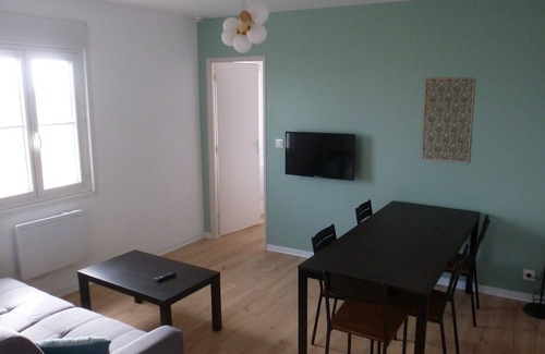 Chasseneuil-du-Poitou Apartment | 18moliere fr 5 pers. sheets, towels & cleaning included