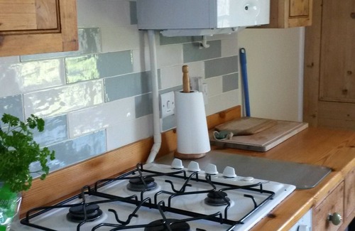 Appledore Cottage | 18th Century Cottage On Waterfront, Panoramic Sea Views, Courtyard Garden