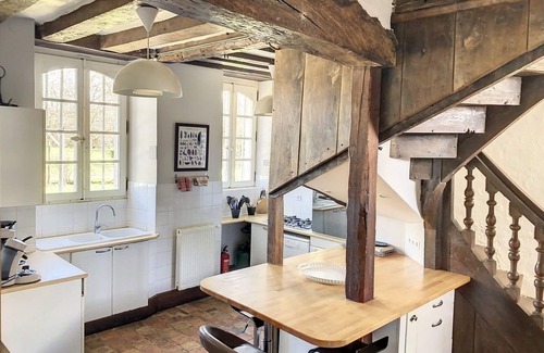 Longuefuye House | 18th-century estate in the pure Anjou tradition, heated swimming pool
