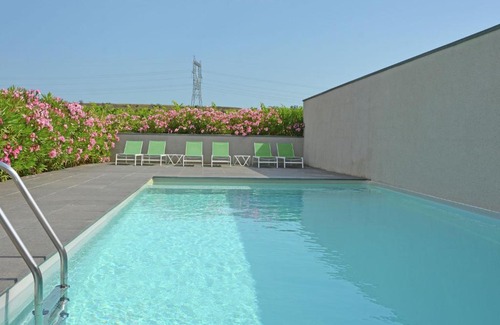 Rieux-Minervois Villa | 18th century farmhouse on a domain of 1 2 ha with vineyard private swimming pool and pool house