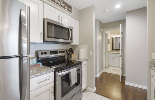 Table Rock Condo | 18th Fairway View | Club Amenities