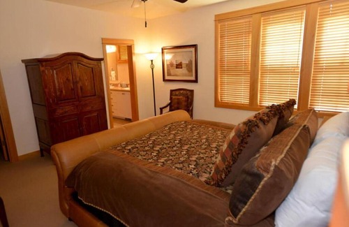 Sunriver House | 19 Fremont Crossing