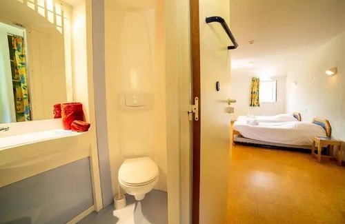Saint-Etienne-de-Tinee Hotel | 19 m² Hotel ∙ 1 bedroom ∙ 3 guests