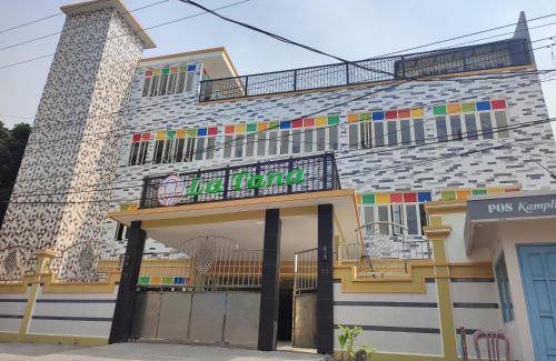 Gubeng Hotel | 19 m² Hotel ∙ 2 guests