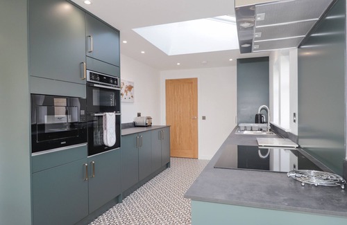 Banff House | 19 REIDHAVEN STREET, pet friendly, with a garden in Whitehills